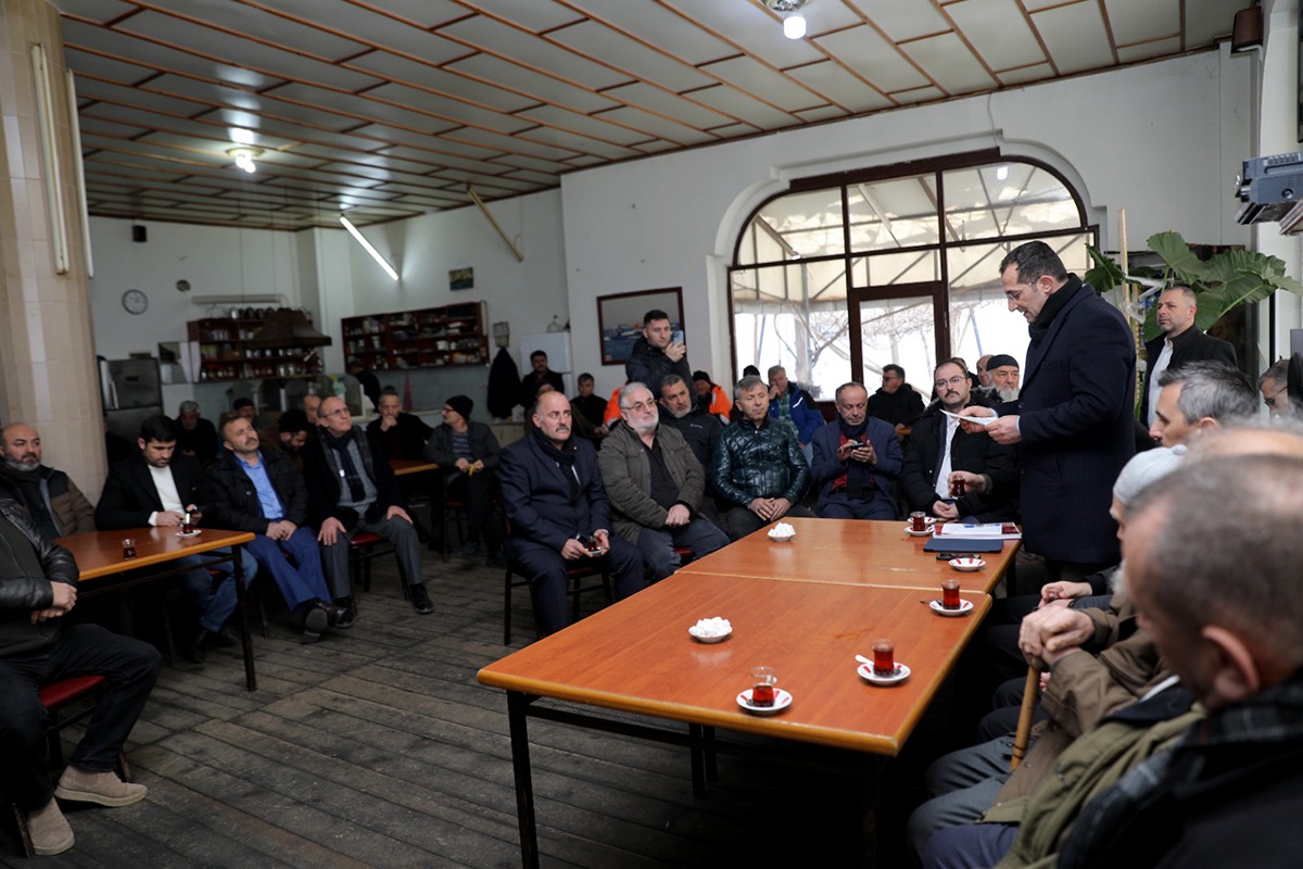 ak-parti-akcaabat-ilce-calismasi-osman-nuri-ekim.jpeg