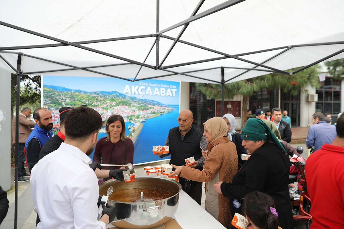 akcaabat-turizmin-onemine-vurgu-yaparak-ve-yerel-kulturu-tanitarak-turizm-haftasini-coskuyla-kutladi-belediye-tarafindan-duzenlenen-etkinliklerle-sehre-turizmin-degeri-anlatildi-001.jpeg