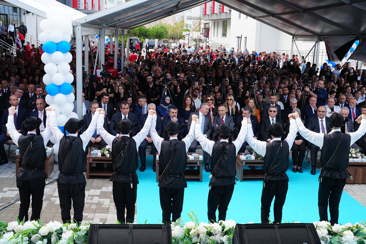 akcaabat-spor-kompleksi-a-ilis.jpeg