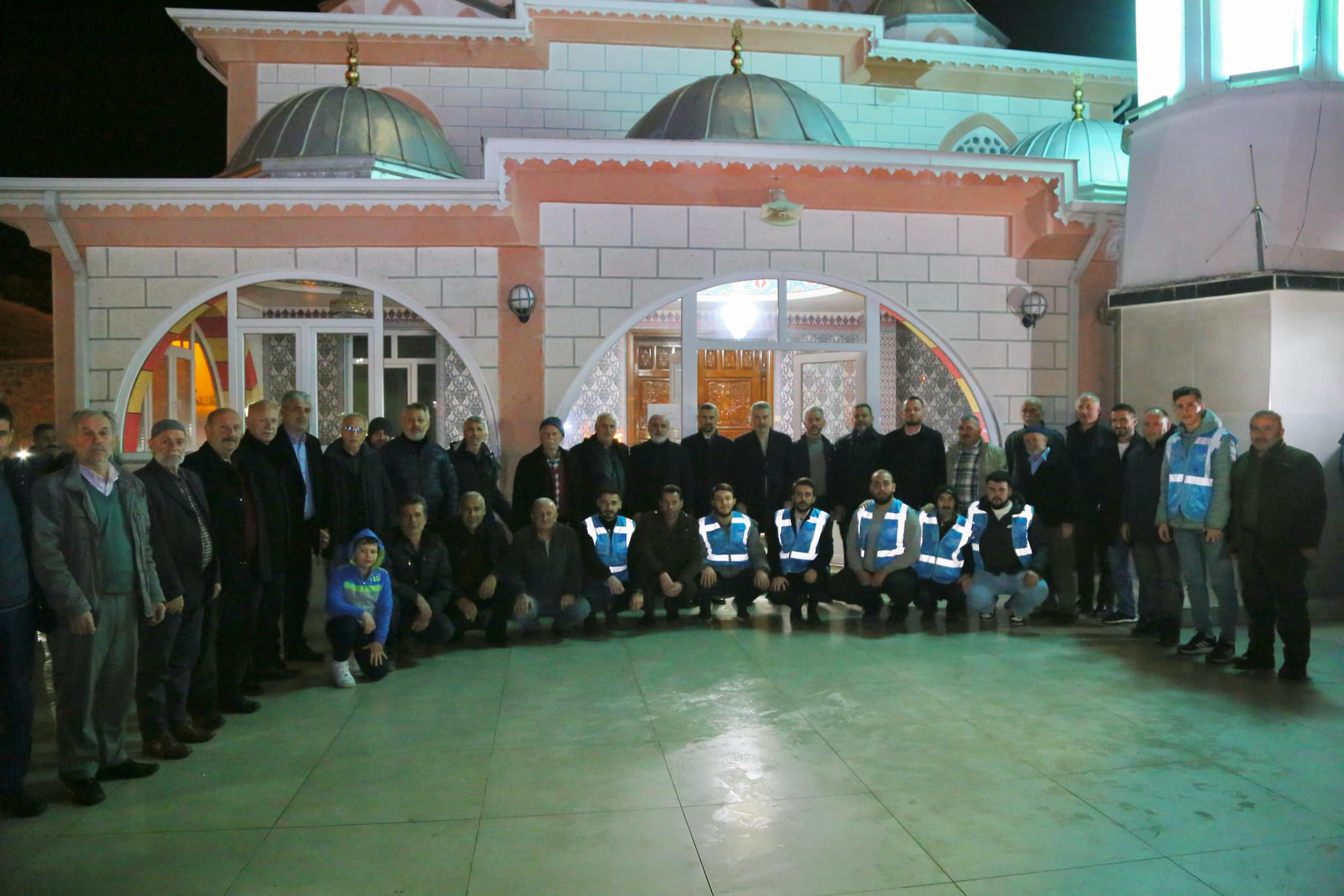 adalet-ve-kalkinma-partisi-ak-parti-akcaabat-ilce-teskilatinin-her-ramazan-geleneksel-hale-getirdigi-teravih-bulusmalari-bu-yil-da-devam-ediyor5.jpg