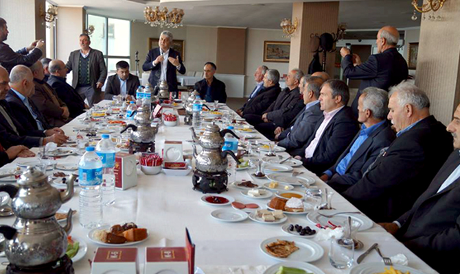 adnan1.jpg adnan1.jpg