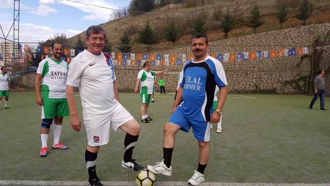 akcaabat-ak-parti-futbol.1jpg.jpg