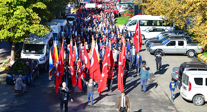 akcaabat-cumhuriyet-coskusu1.jpg