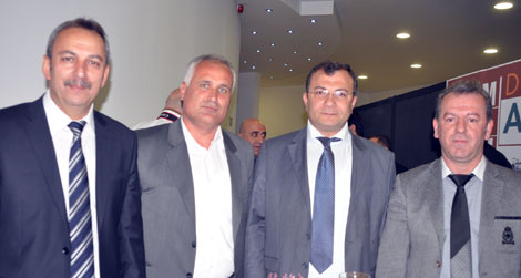 akcaabat-esnaf-ve-ak-parti.20130429162732.jpg