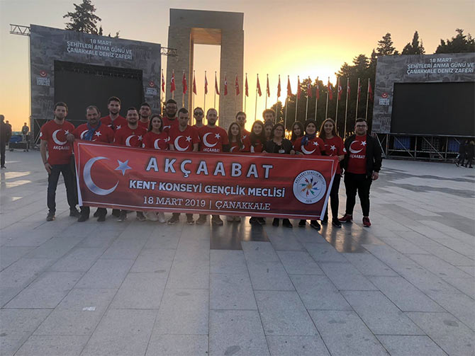 akcaabat-genclik-meclisi11-001.jpg