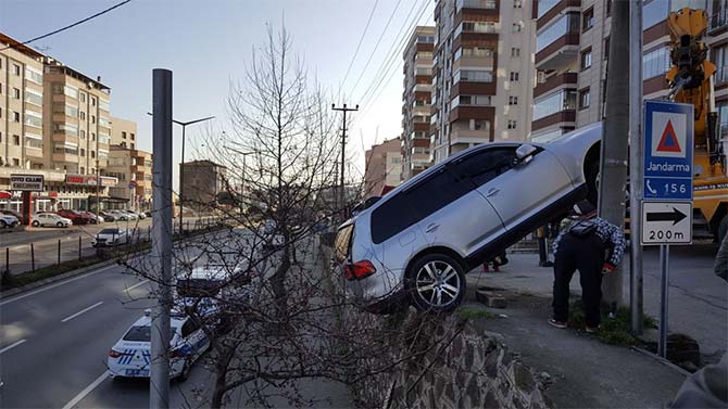 akcaabat-trafik-kazasi-008.jpg