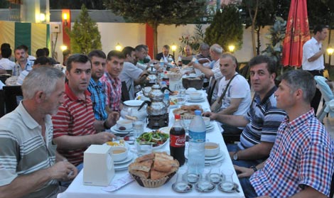 akcaabat-tutunspor-iftar-y3.jpg