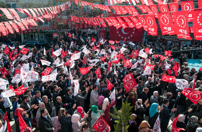 bagimsiz-turkiye-partisi-(btp)-genel-baskani-prof.-dr.-haydar-bas,-akcaabatta-halka-hitap-etti.-bas-30-mart-mahalli-idareler-genel-secimi’nde-partisinin-akcaabat-adayina-destek-istedi.2.jpg