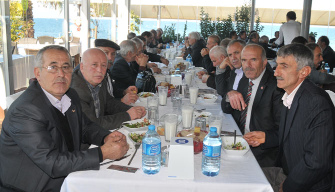 ben-degil,-biz-diyerek-hizmete-talip-olduk.-mehmet-bas.jpg