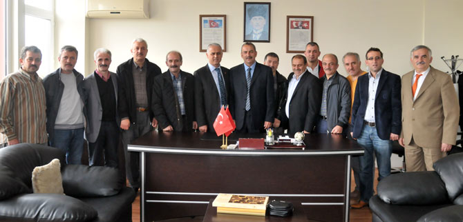 mhp-metin-gedikli-esnaf-odasina-ziayret.jpg