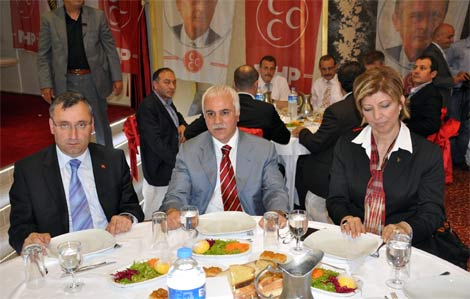 mhp-yemek1.20110609113511.jpg