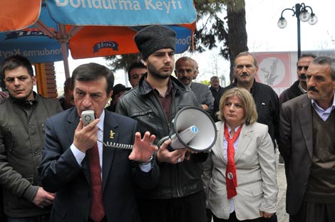 osman-pamukoglu-3.20110430150545.jpg