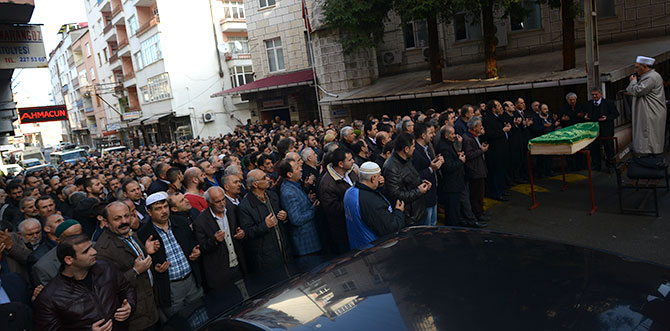 salih-imamoglu-cenaze-toreni.jpg