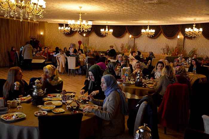 saray-yemek.jpg