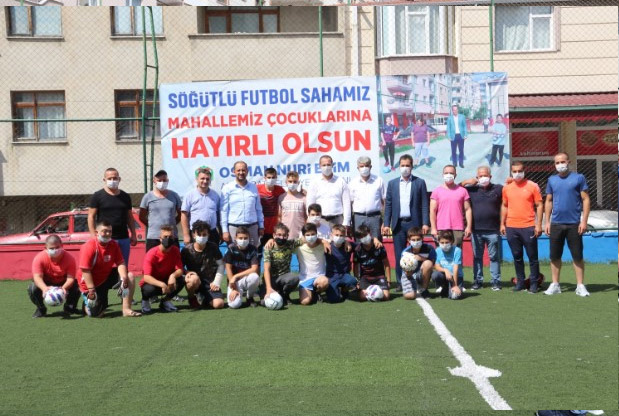 sogutlu-futbol-sahasi4.jpg