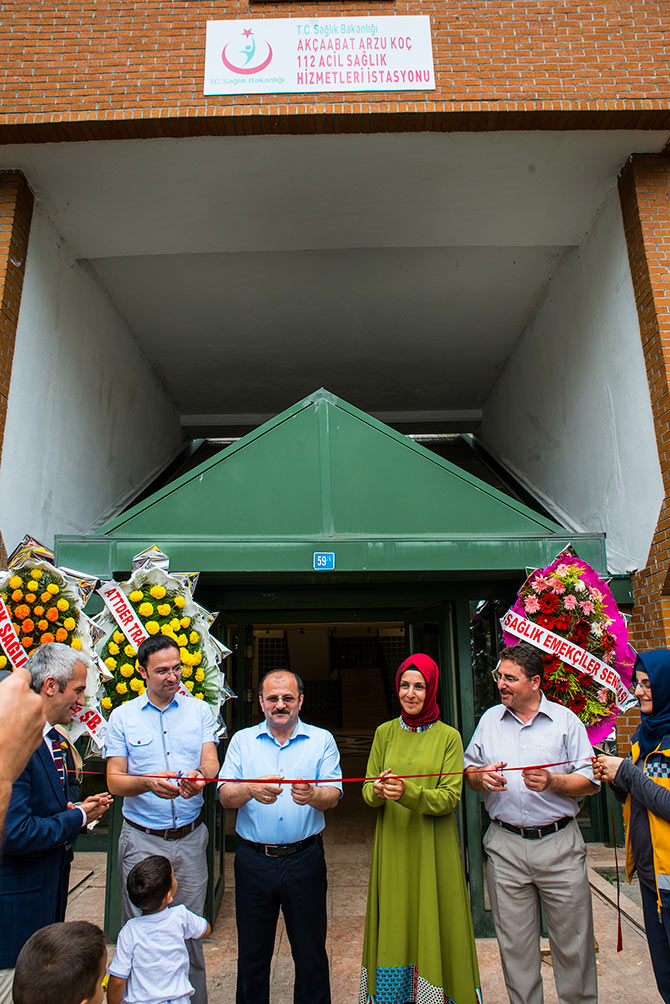 torene-katilan-att-arzu-koc-ise-112-istasyonuna--isminin-verilmesinden-duydugu-memnuniyeti-dile-getirerek,-tum-saglik-camiasina-kazasi-gunler-diledigini-ifade-etti2..jpg