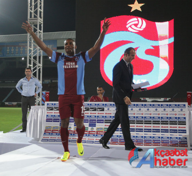 trabzonspor-avni-akerde-show-yapti5.jpg