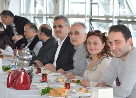 veterinerler-akcaabat.20130429123442.jpg