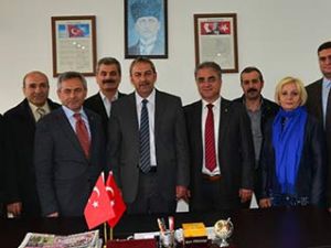 MHP'den Esnaf Ziyareti