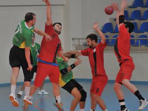 Hentbolde Tütünspor Rüzgarı